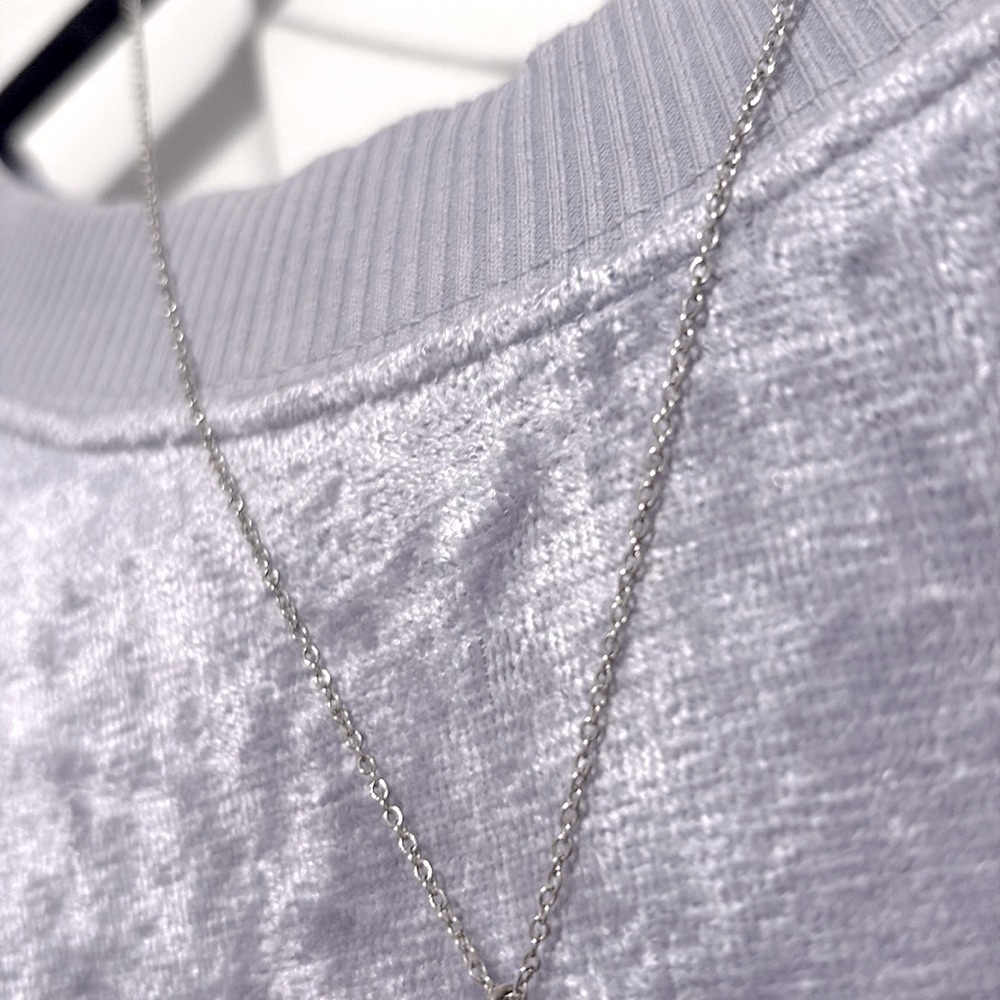 EUC [Kendra Scott] Cory Faceted Gray Translucent Stone Silver Pendant Necklace - Picture 11 of 12